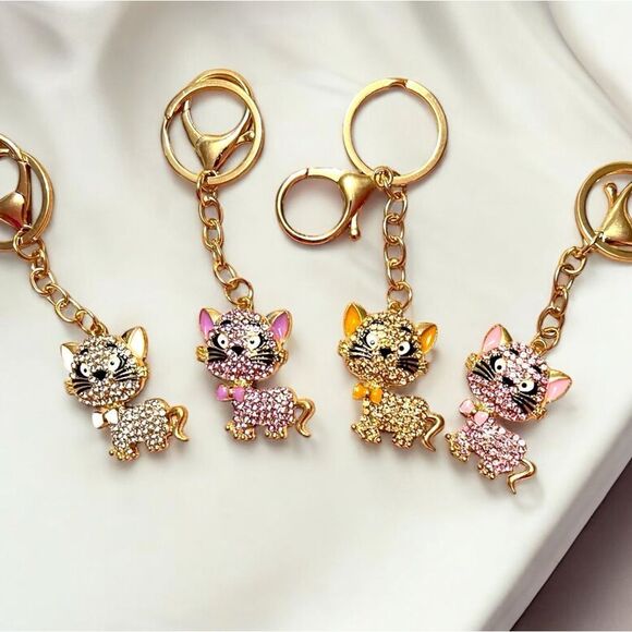 Fun Sparkly Rhinestone Cat Keychain Bag Charm - Picture 1 of 5
